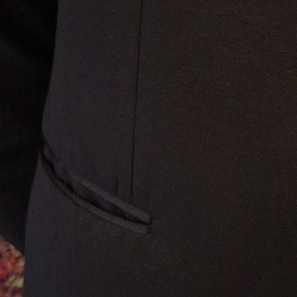 Al’s Tuxedo Coat - image 6